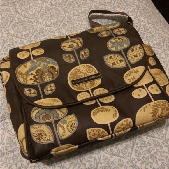 Petunia pickle bottom diaper bag